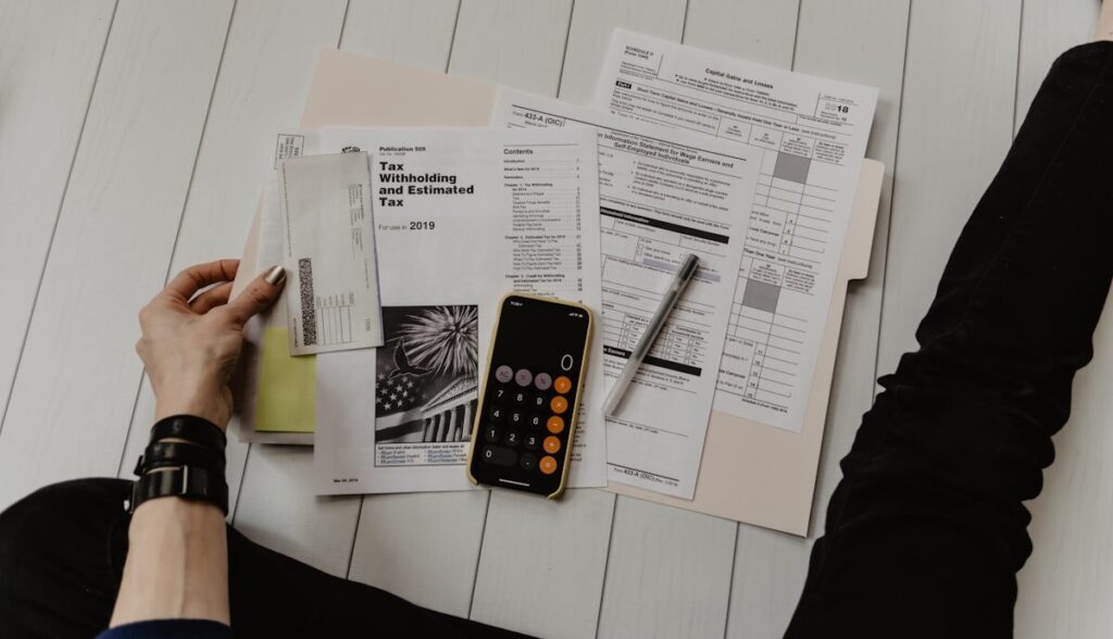 Calculatrice et budget pour calcul crédit::microcrédit social calcul mensualité